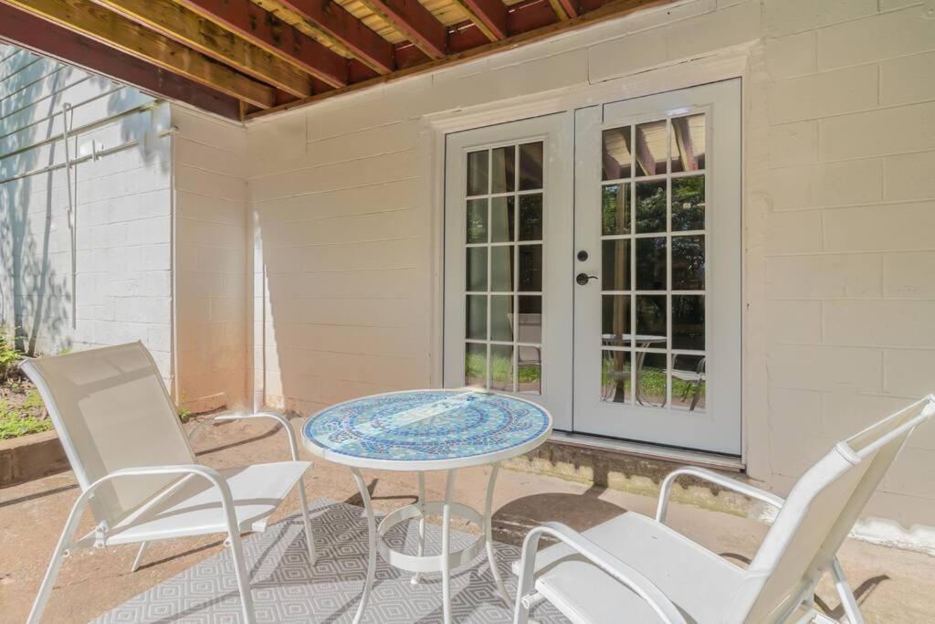 Dual-Family Retreat Sunlit Haven Villa Columbus Exterior photo